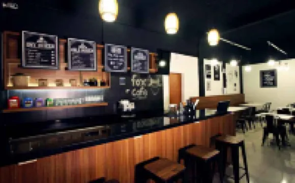 Nite & Day Surabaya - Gunungsari Hotels in Karangpilang