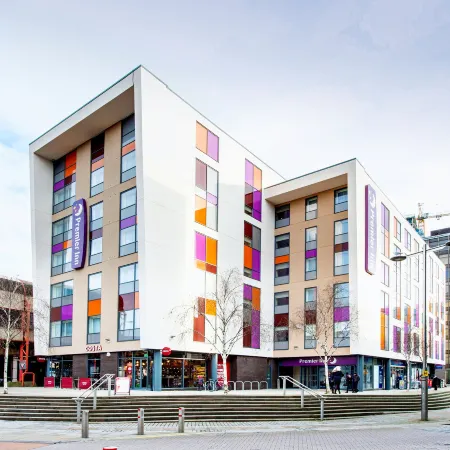 Portsmouth City Centre Отели рядом с достопримечательностью «Порт Солент»