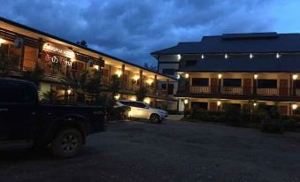 Hugpua Hotel