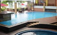 Hotel Asri Cirebon - Pools