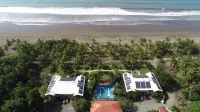Cocomar Beachfront Hotel and Island Resort Hotels in Parrita