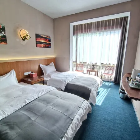 Starry Courtyard Hotel