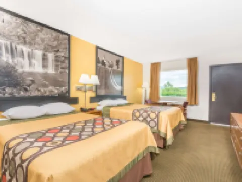 Super 8 by Wyndham Williamsburg Hotels in Williamsburg