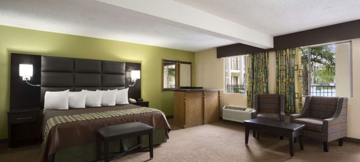 Days Inn by Wyndham Dallas Irving Hotels in Irving