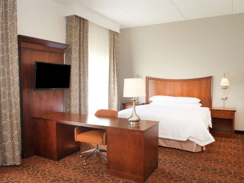 Hampton Inn & Suites Pittsburgh-Meadow Lands