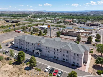 Comfort Inn Camp Verde I-17 Hotels near Mindeleff Cavates