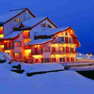 Clifftop Club Hotel Exterior