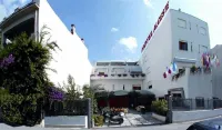Hotel Alceste - 3 estrellas