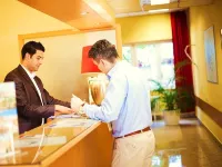 Charles Central Hotels near Karlin