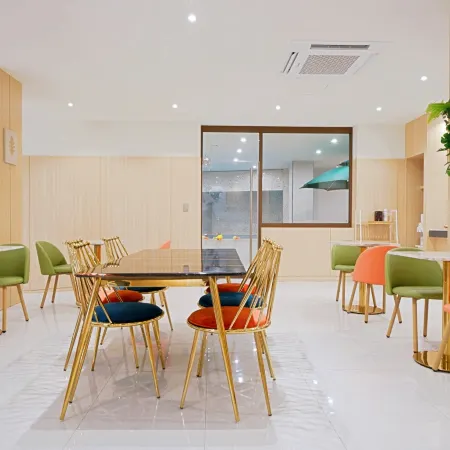 Sacheon Samcheonpohang Brown Dot