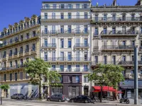 B&B Hotel Marseille Centre Vieux Port Hoteles cerca de Centro comercial Centre Bourse