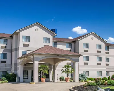 Quality Inn & Suites Brooks Louisville South Hotels in Brooks