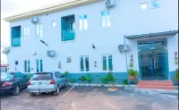House 7 Resort Hotel a Bida