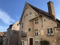 Le Pigeonnier Centre Historique Auxerre Hotels in Venoy