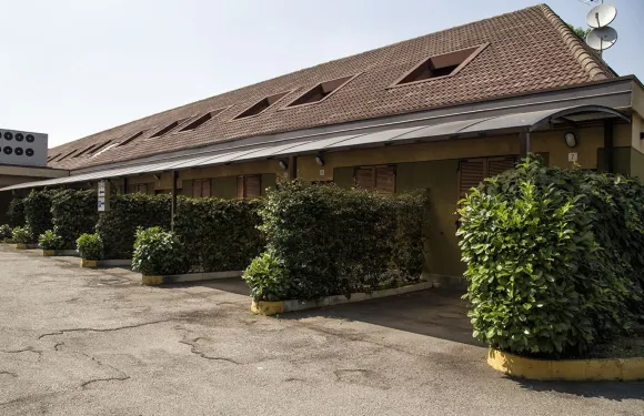 歐維斯特汽車旅館