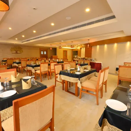 Hotel Kabani International