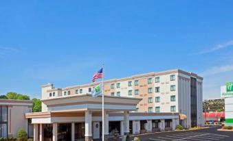 Holiday Inn Hasbrouck Heights-Meadowlands, an IHG Hotel