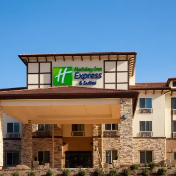 Holiday Inn Express & Suites FRAZIER PARK by IHG