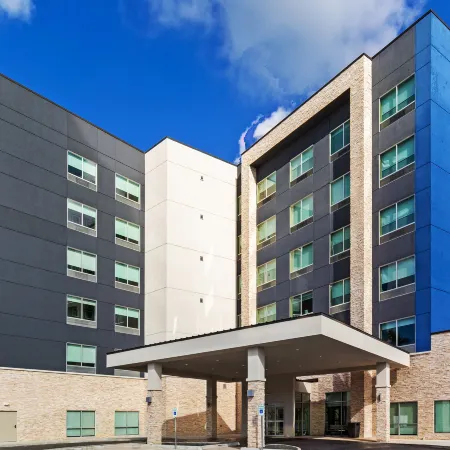 Holiday Inn Express & Suites HOUSTON - DOWNTOWN NORTH by IHG Отели рядом с достопримечательностью «Станция хьюстонского скоростного трамвая Preston»