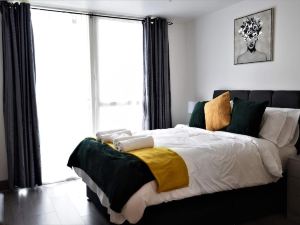 Luxury Apartment - Free Wi-fi & Parking No Deposit