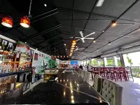 Leuchtturm Resort - bar