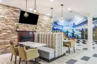 Clarion Pointe South Boston - Danville East - Pet friendly