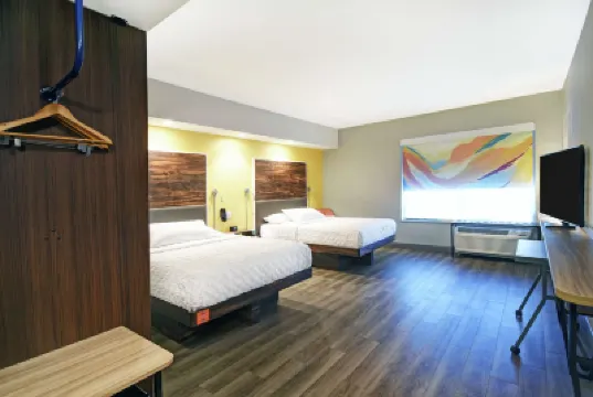 Tru by Hilton Portland Airport Area Hotels in 