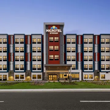 Microtel Inn & Suites Montreal Airport-Dorval QC