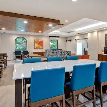 Holiday Inn Express & Suites DOVER by IHG