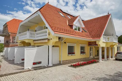 Gold House Pension Hotels in Balatonfured