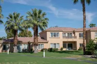 Raintree's Cimarron Golf Resort Palm Springs - parking