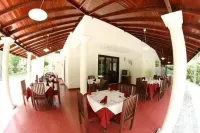 The MGS Hotel Hotel di Elpitiya