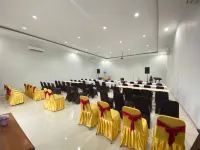 Terrace Hotel Hotels in Bukitbesar