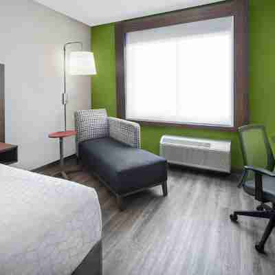 Holiday Inn Express & Suites Odessa I-20 Rooms