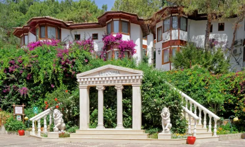 Club & Hotel Letoonia