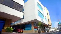 Aqualina Inn
