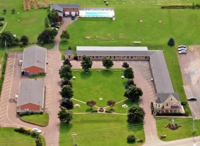 Silverwood Motel Hotels in Queens County