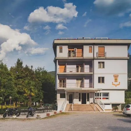 Aktiv Hotel Eden Отели в г. Дро