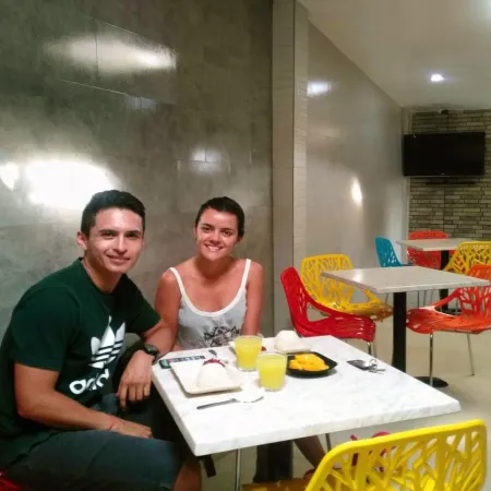 HALFWAY HOUSE HOSTEL MACTAN CEBU AIRPORT