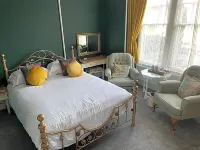 Kirkwood Guest House