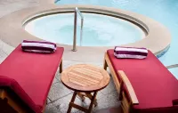 Dorsett Grand Labuan - Hot Tub