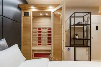 Suwon City Hall Hotel del Lago