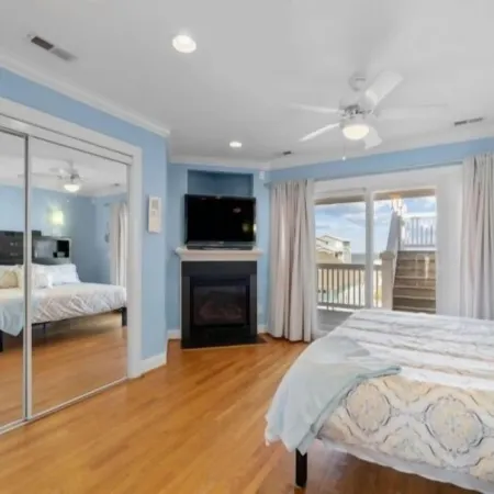 Almost Heaven 4 Bedroom Home by RedAwning