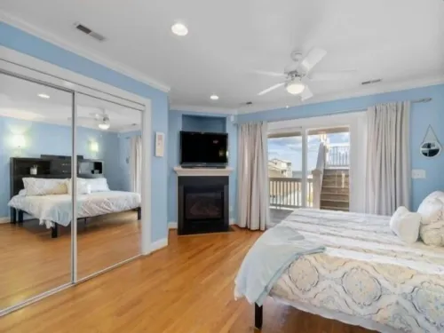 Almost Heaven 4 Bedroom Home by RedAwning - Pet friendly
