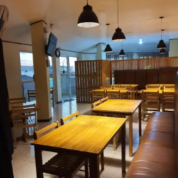 S-E Hotel and Residence