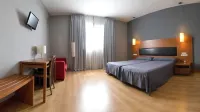 Hotel Romero Merida Các khách sạn ở Tierra de Merida - Vegas Bajas