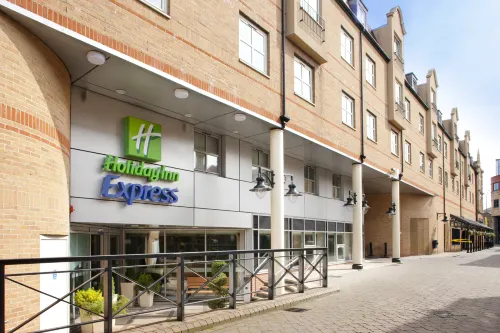 Holiday Inn Express LONDON - HAMMERSMITH by IHG - sul mare
