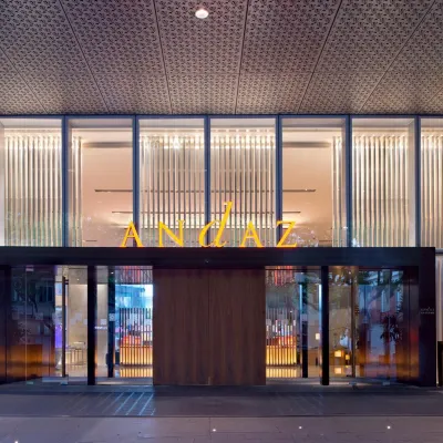 Andaz Xintiandi Shanghai, by Hyatt Отели рядом с достопримечательностью «Хуанпу»