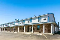 Econo Lodge Dumas Hotels near Dumas Aquatic Park