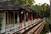 Phoenix Island Resort Hotel di Kulathoor